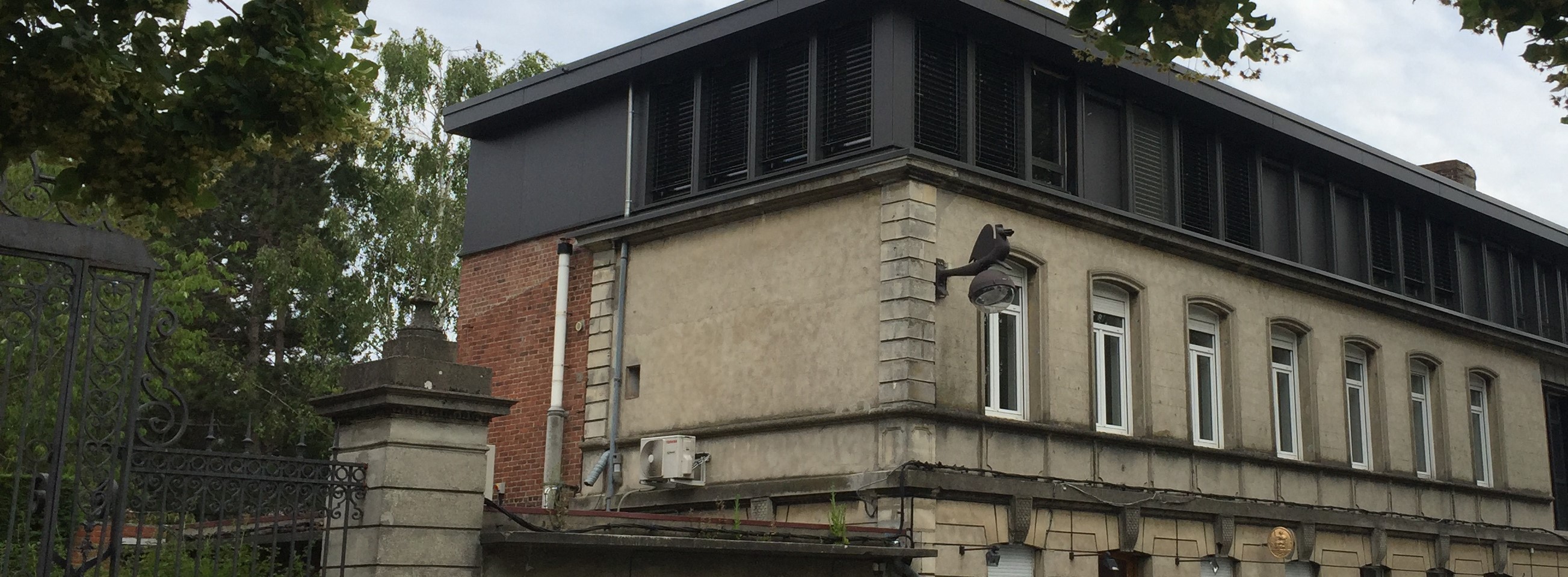 Facade Etude Hollander bethune retouchée