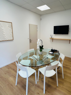 BUREAU 2